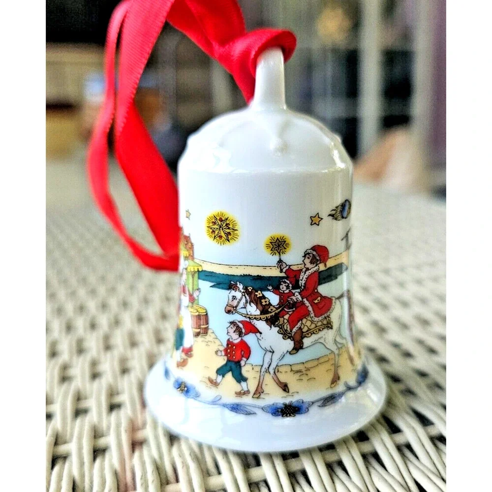 Hutschenreuther 1999 Ole Winther Amsterdam Canal Christmas Bell Ornament 3